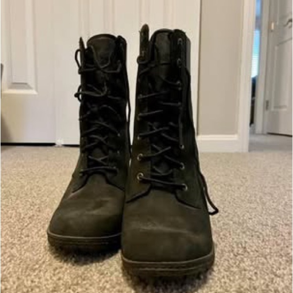 Timberland Women's Black Heeled Boots - Picture 2 of 3